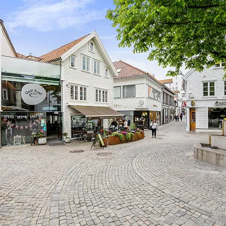 Charming Rooftop In Heart Of Daire *