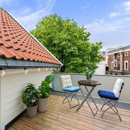 Charming Rooftop In Heart Of Appartement
