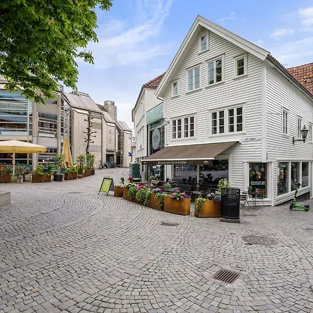 Charming Rooftop In Heart Of Appartamento Stavanger