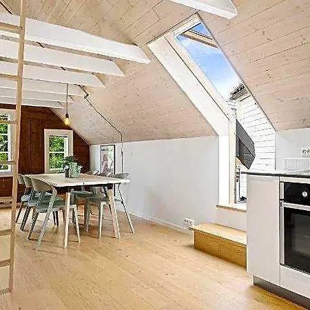 Daire Charming Rooftop In Heart Of