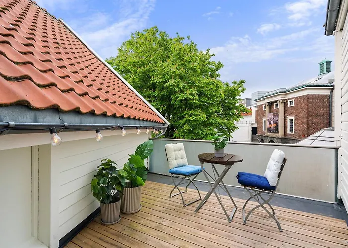 Charming Rooftop In Heart Of Leilighet