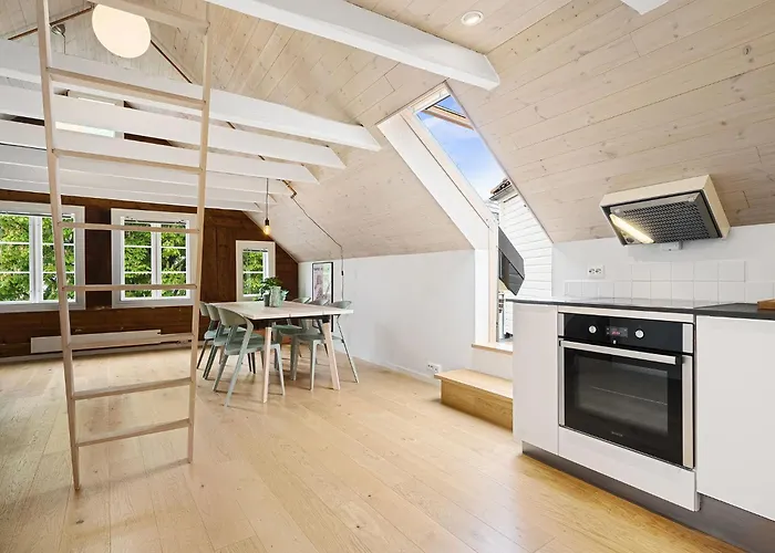 Charming Rooftop In Heart Of Leilighet
